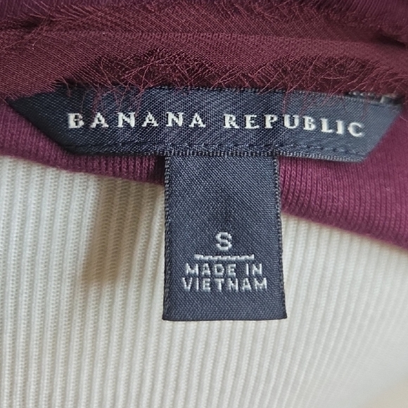 Banana Republic Burgundy Long Sleeve Top with Ruffle Detail - Picture 2 of 5